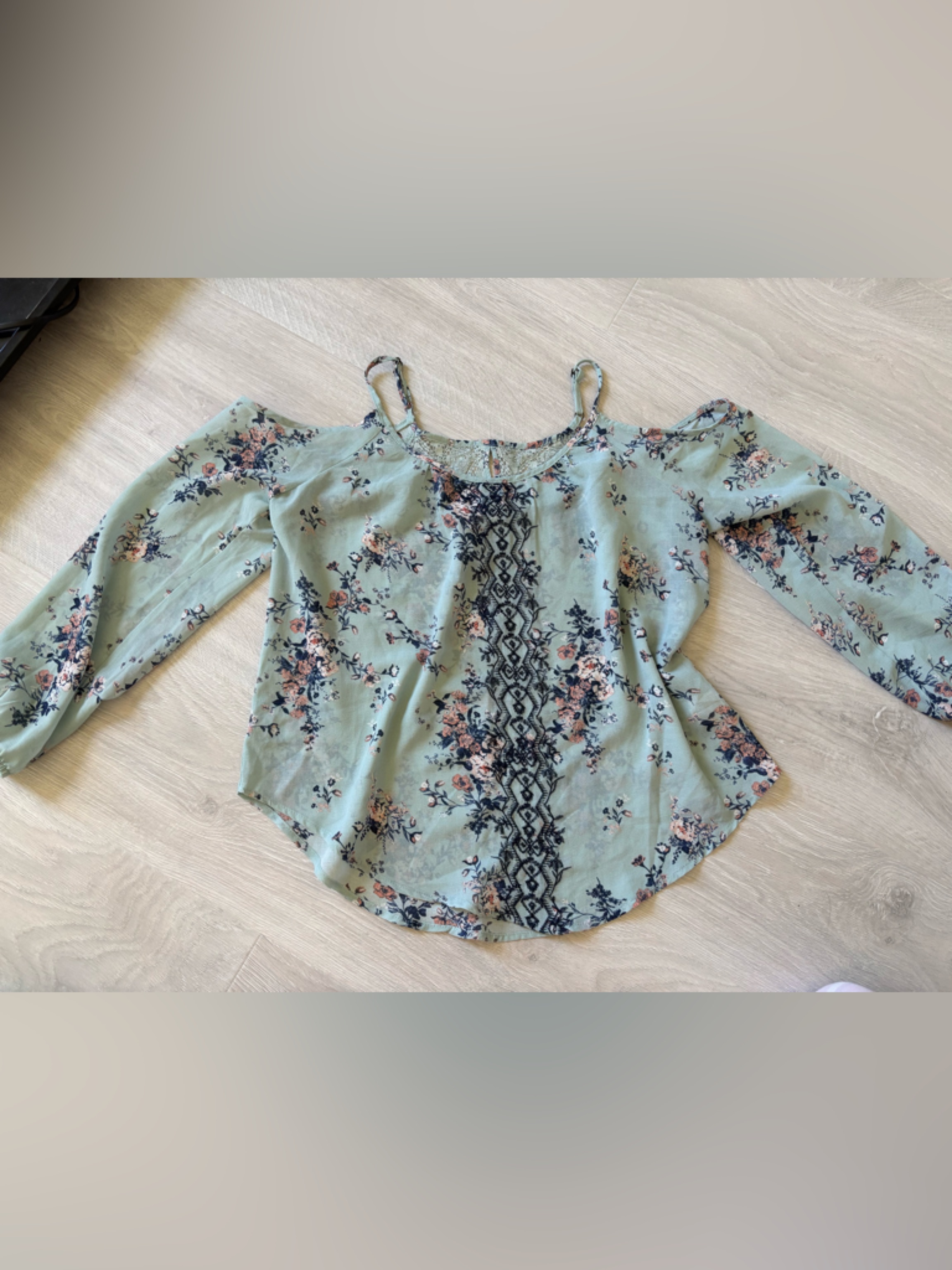 Flowery Cold Shoulder Top